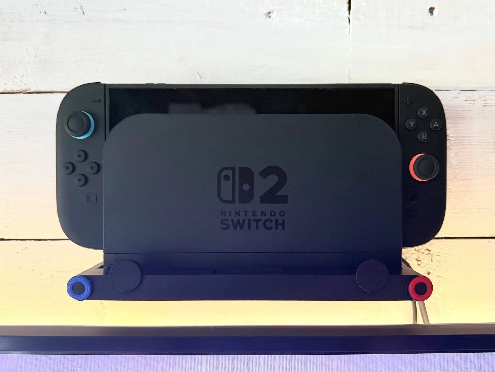 Premium Väggfäste Nintendo Switch2 - Svensktillverkat av 3DPrintGuru | Stadigt & Stilrent Design 3dprintguru.se